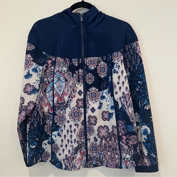 Chico's Jackets & Blazers - Chico’s Zenergy Floral Hooded Jacket Women’s Size L Full Zip Lightweight Pockets